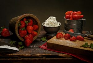 food photography of strawberries dessert restaurant bakery